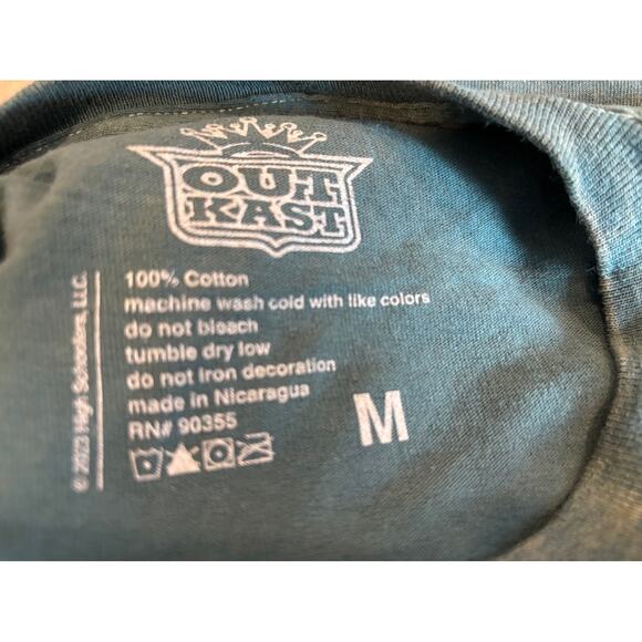 NWOT High Schoolers OUTKAST Graphic 100% Distressed Cotton Band Tee T-Shirt M - Picture 6 of 6